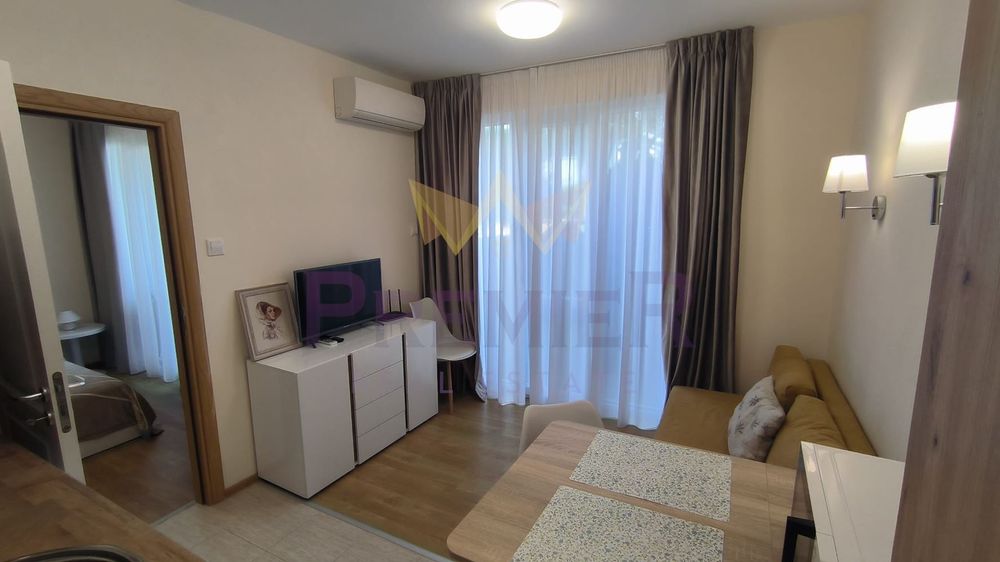 Продава се Двустаен апартамент в к.к. Слънчев бряг - 42 кв.м за 1798 €/кв.м - Снимка #2