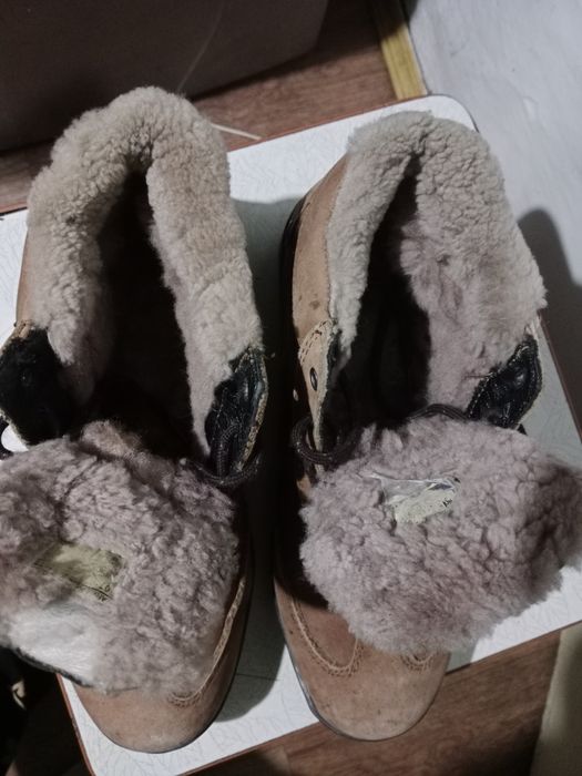 Кроссовки зимние