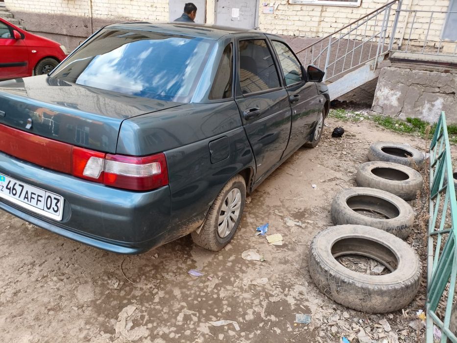 Продам автомобиль 2110