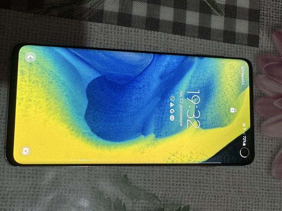Продавам  samsung S10 512gb