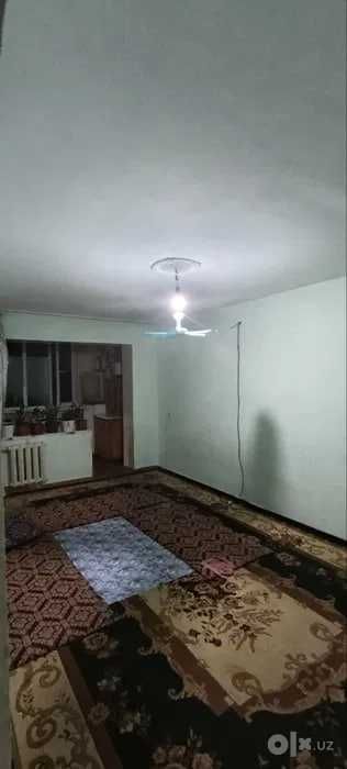 Каракамиш1\2 да 1в2 клинган квартира Сотилади !