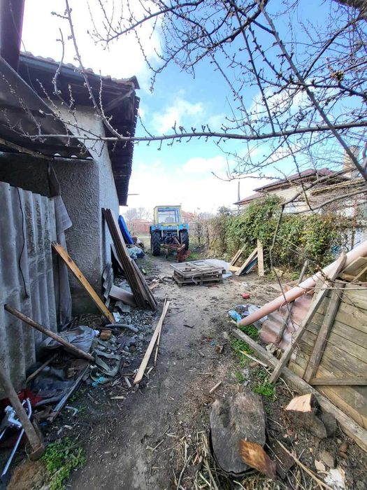 гр. Ген. Тошево-ЦЕНТЪР, Обл. Добрич, къща с двор – 45000евро