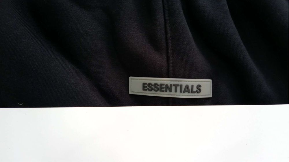 pantaloni essentials S fit M