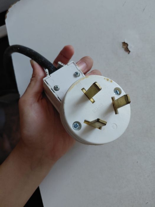 продам электро плиту