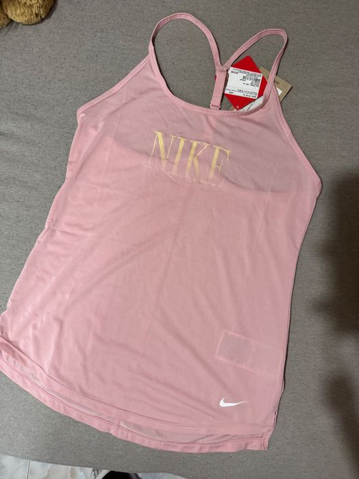 Дамски дрехи найк