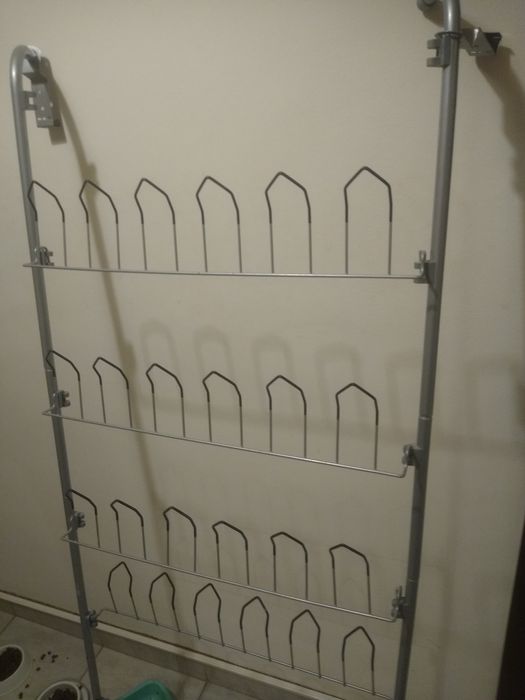 Suport pantofi din metal