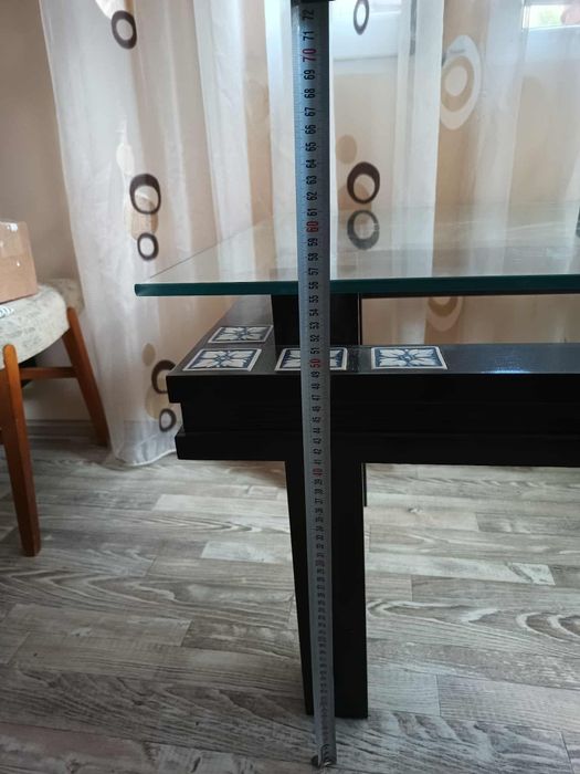 Продава се холна маса