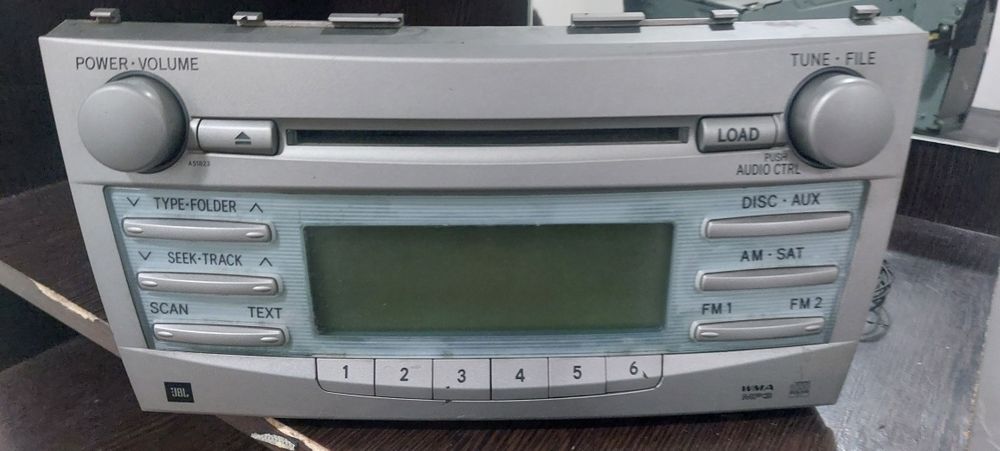 Магнитафон на Камри 40