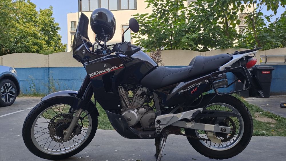 Honda Transalp 650