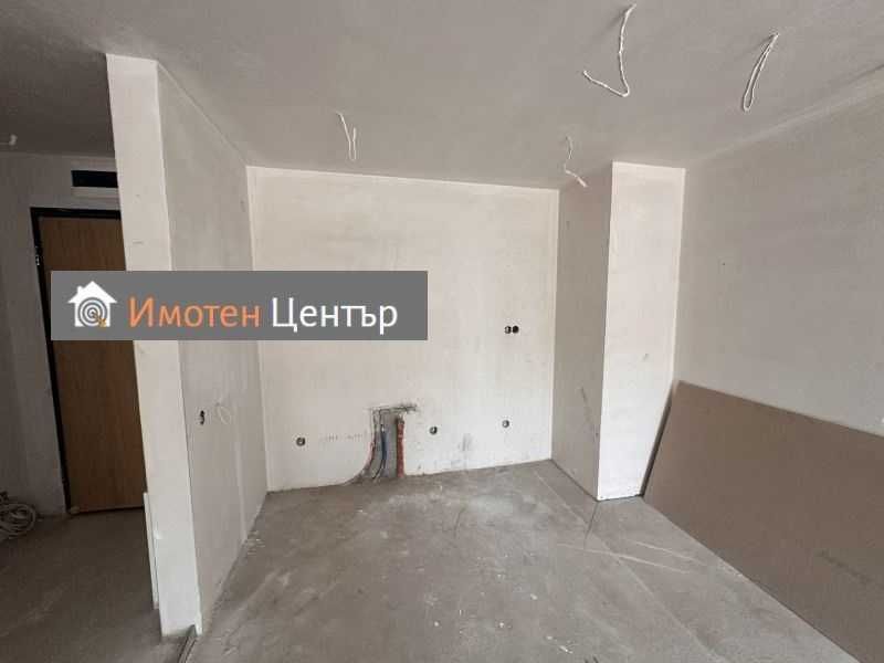 Дава се под наем Тристаен апартамент в София, Студентски град - 150 кв.м за 225000 € - Снимка #6