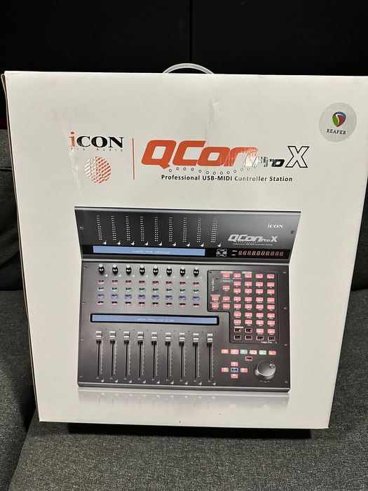 iCon Qcon Pro X DAW Controller - Миди контролер