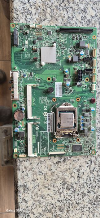 Placă de bază si procesor i3 LGA 1150 Lenovo ThinkCentre M73z