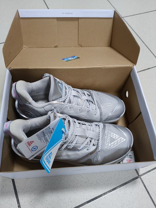 Продам кроссовки для баскетбола оригинальные "Peak "