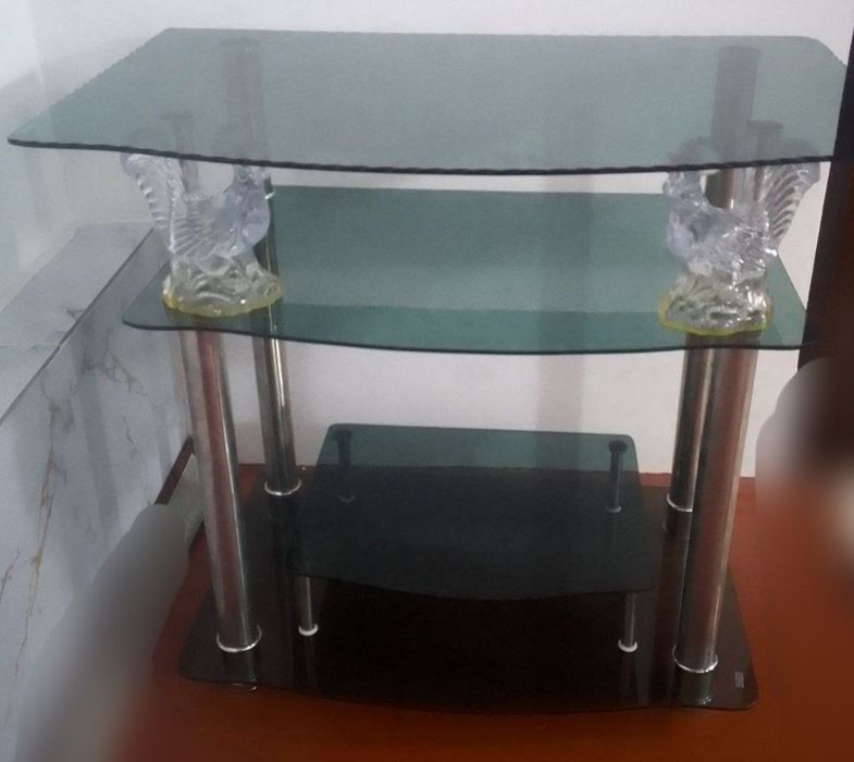 Телевизор ва Падставка 500 000 сум