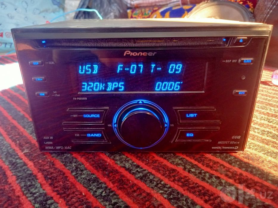 Продам Pioneer 6050UB Din 2 в хорошем состоянии.
