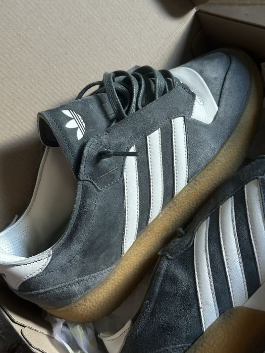 Adidas sneakers -44