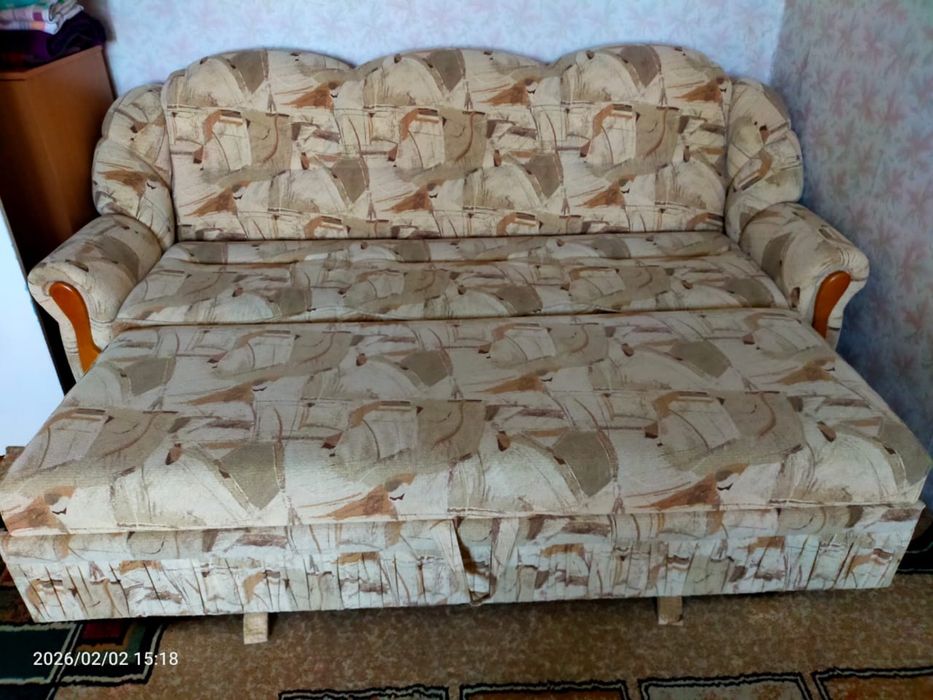 Срочно продам раскладной диван