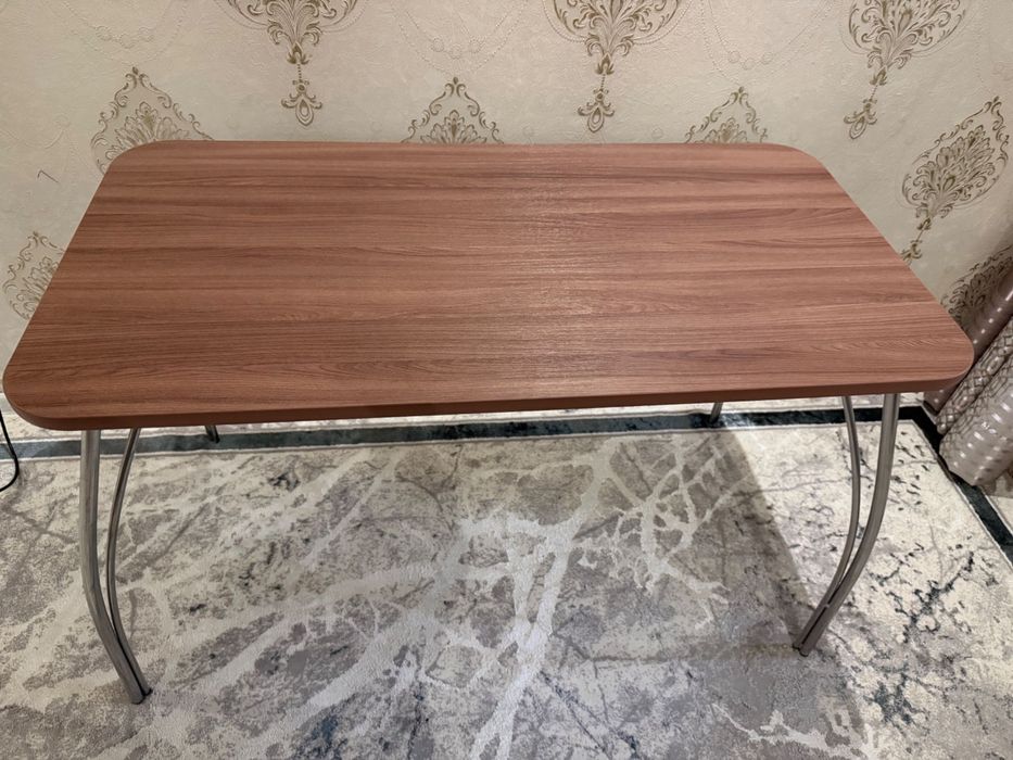 Стол кухонный новый