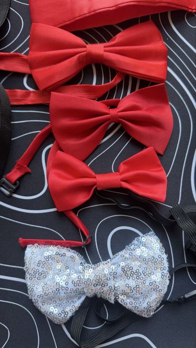 Бабочки, поясы, подтяжки