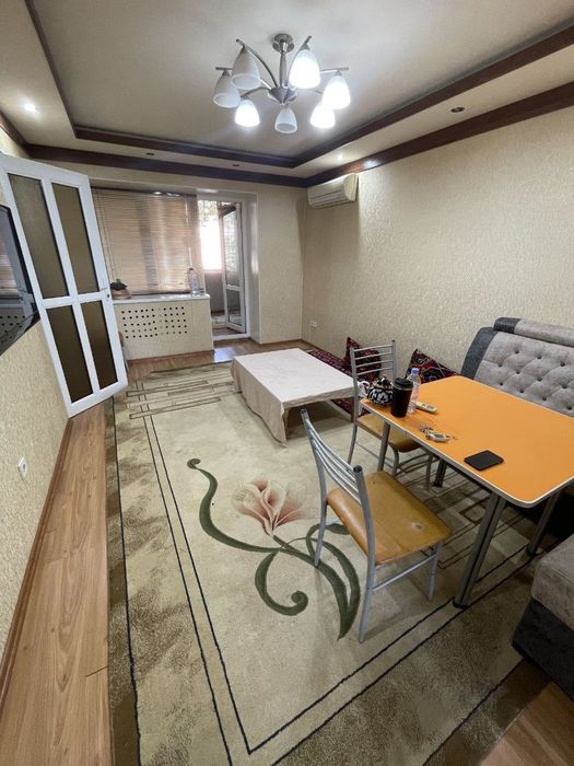 2 хонали квартирага 1та окидиган огил бола керак