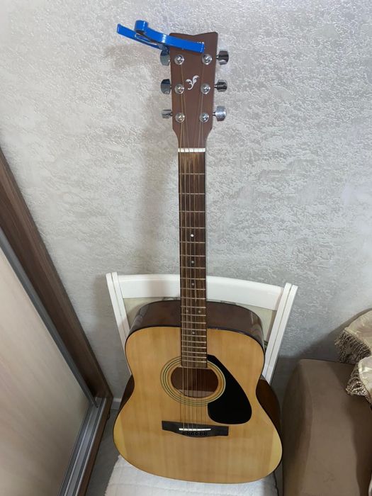 Продам гитару аккусоическую