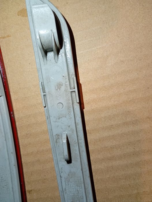 Catadioptru bara spate Ford Mondeo 5 2014-2020 ochi pisica stanga drea