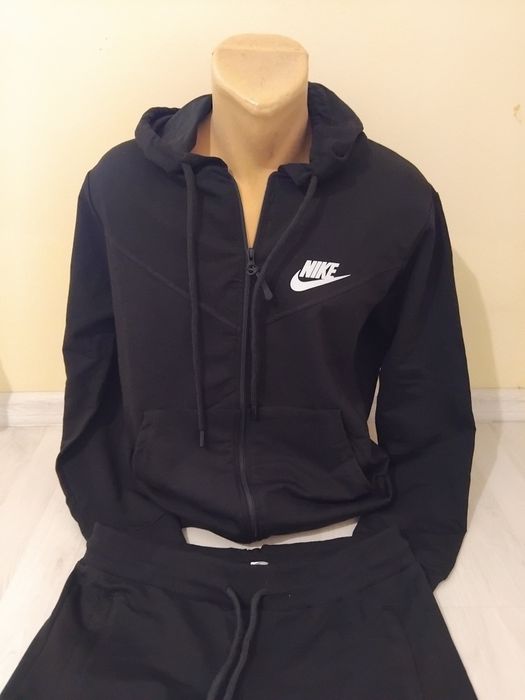 Trening băieți Nike.