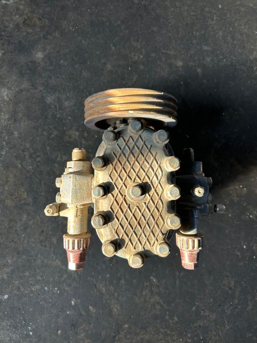 Компрессор промышленный для холодильника