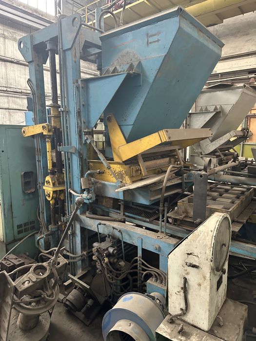 Продам 2-ва вибропресса м32-002