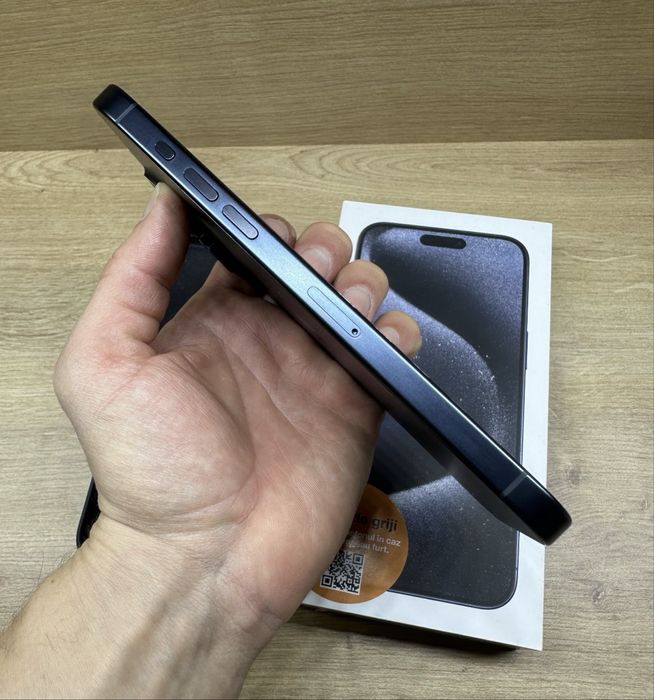 iPhone 15 PRO MAX de 256 GB cu 97% Bateria