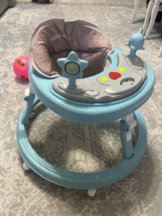 Продам ходунки baby walker