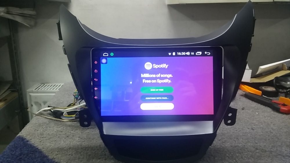 Navigatie Hyundai Elantra 2011-2013 android 10 4/64GB SIM