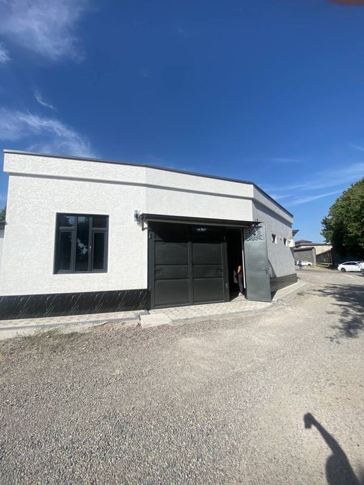 uy kotej sotiladi 1 sotx 3 xonali