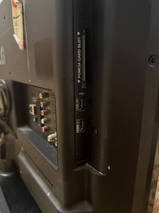 Продам телевизор LG