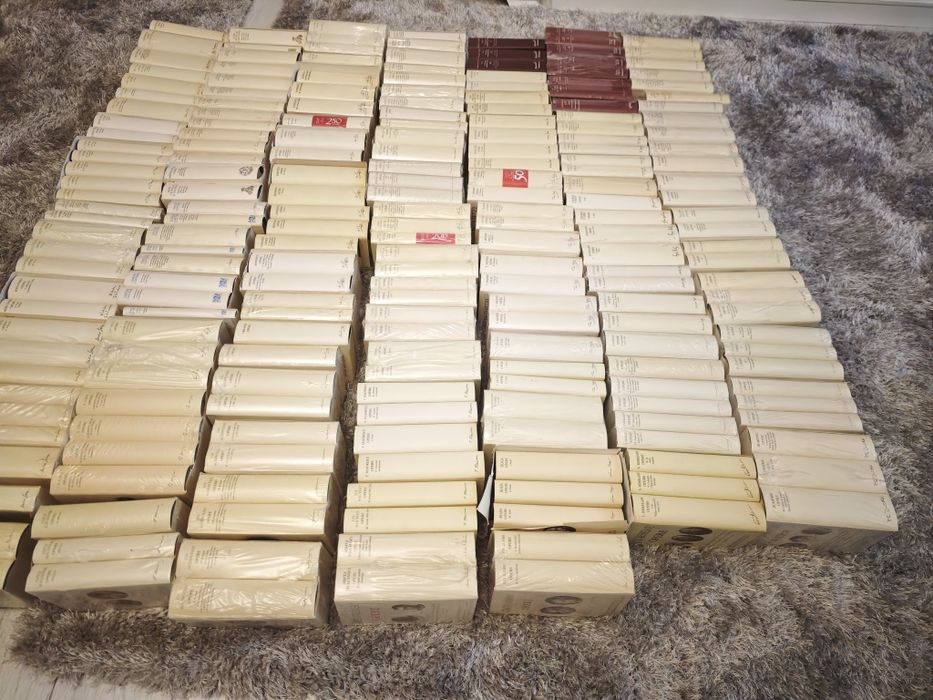 Set opere fundamentale, Academia Romana, 285 vol, LUX