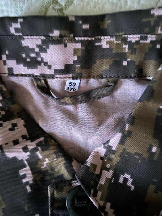 Продам военную  форму камуфляш