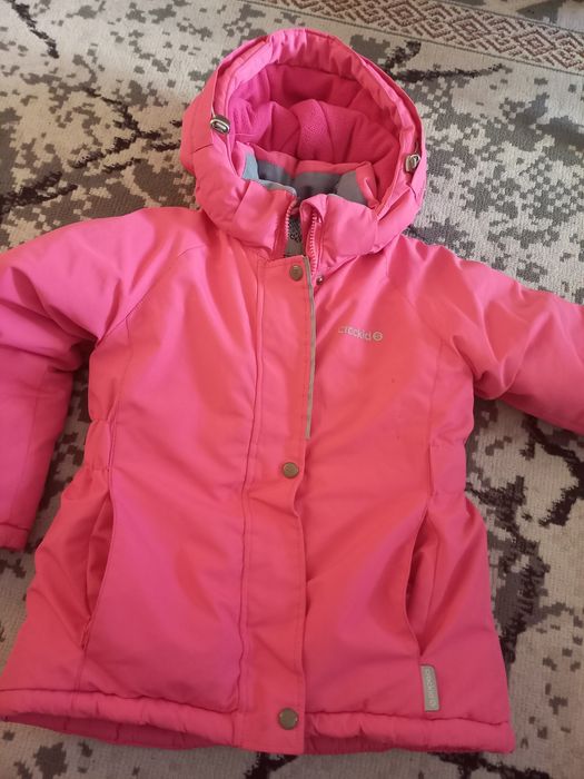 Зимняя куртка для девочки