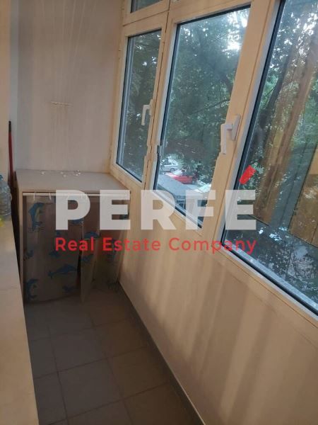 Дава се под наем Тристаен апартамент в Бургас, Лазур - 80 кв.м за 663 € - Снимка #7