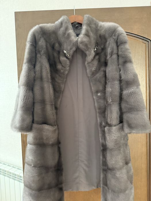 Шуба из голубой норки