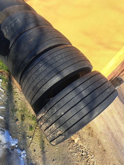 Vand 3 anvelope continental 385 55 22.5