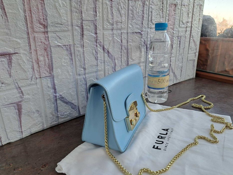 дамска чанта,Furla малка кожена чантичка-естествена кожа