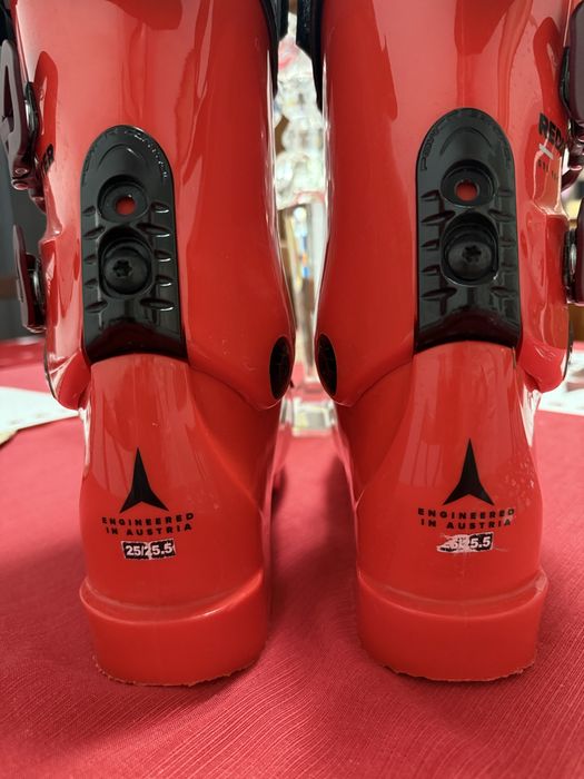 Clapari Atomic Redster