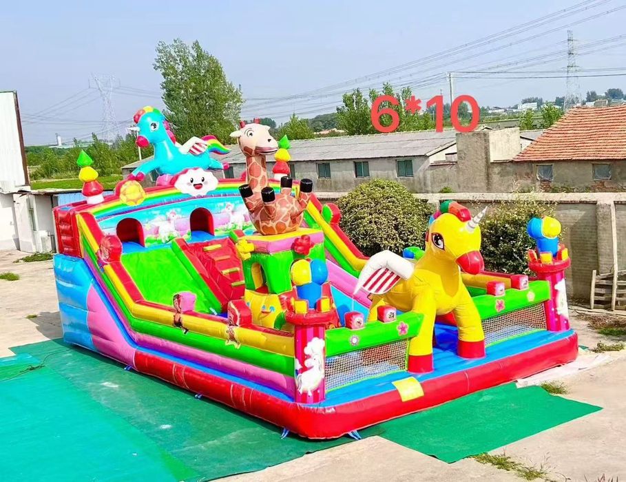 Надувной Батут , горка бассеин новый