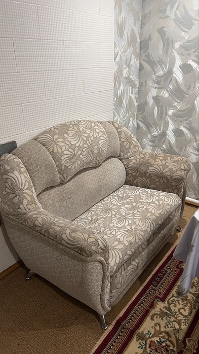 Продам диван и кресло недорого