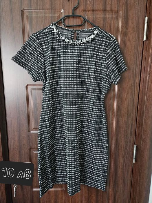 Дамски рокли различни модели