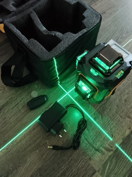 Nivela laser dewalt cu 16 linii