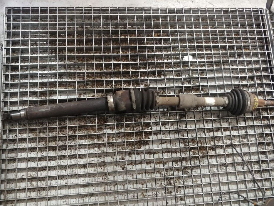 planetara dreapta fata 1.6b ford focus 3 av61-3b436-ae