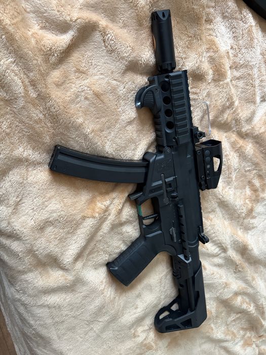 Replica Airsoft CQB ready (Set complet gata de joc)