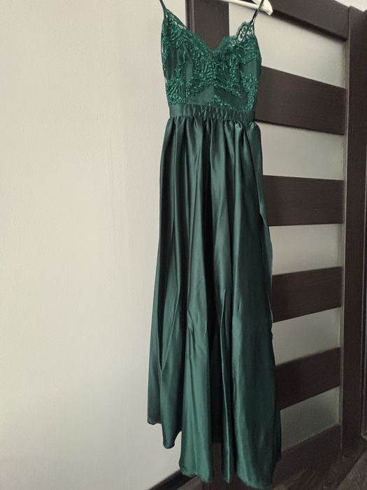 Коктейлна рокля размер ХС