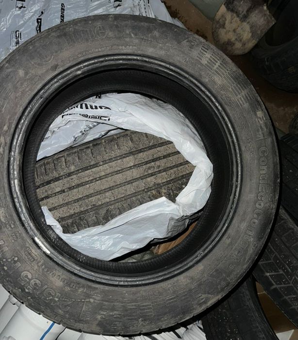 Продам Резину 215/55 на 17